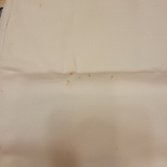 18 piece dining linens - Picture 3 of 4